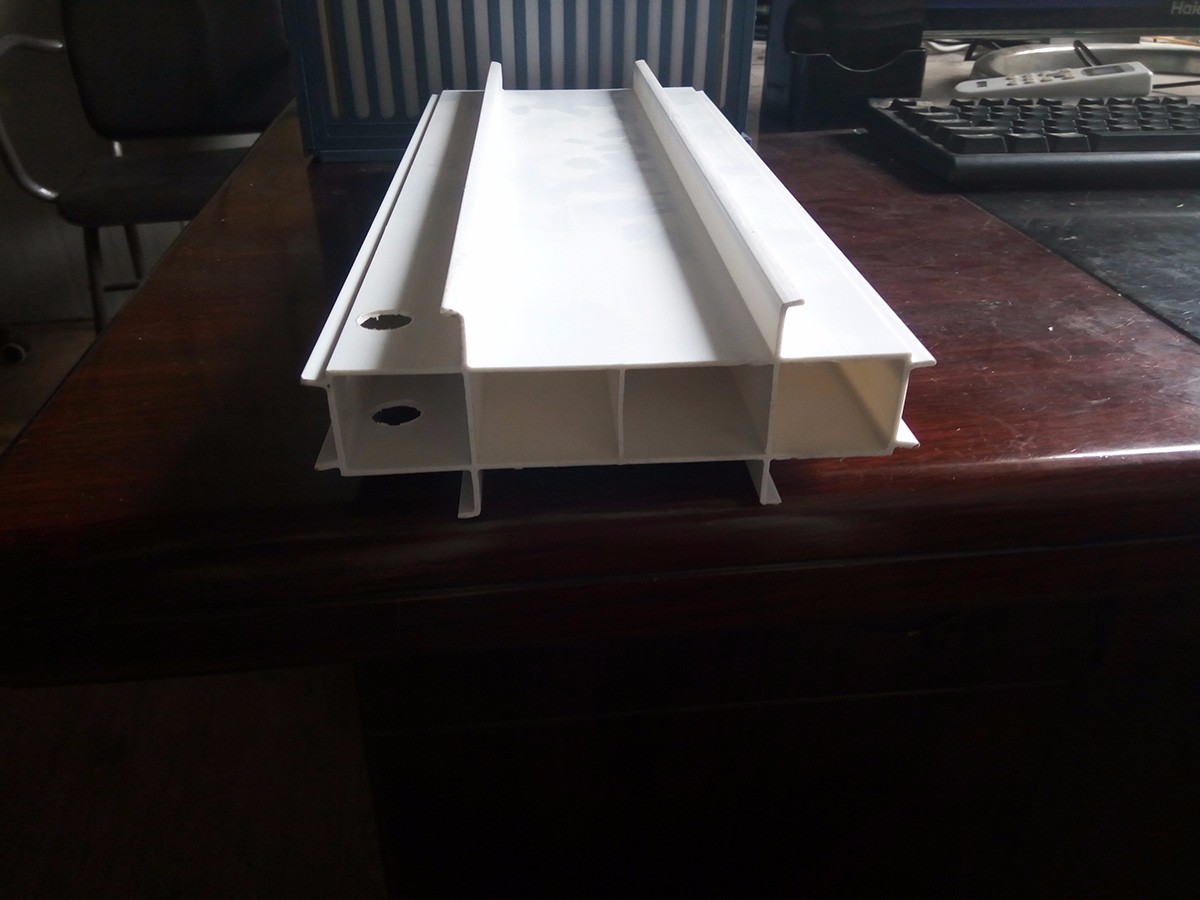 南宁立面拉缝板 (1)150MM宽拉缝板
